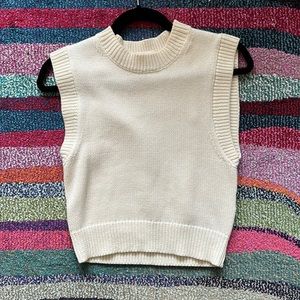 Cropped cream sweater vest from Aritzia! Size XS but fits like a S.